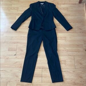 Black Women's Blazer & Trouser Suit Set